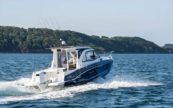Antares 7 Fishing