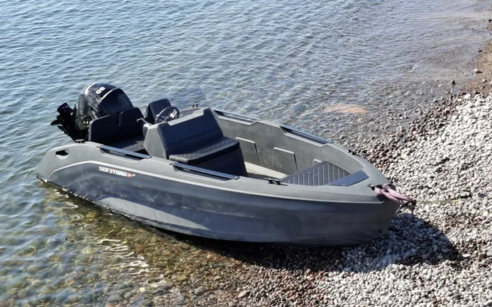 Seastorm 17 HDPE Advantage